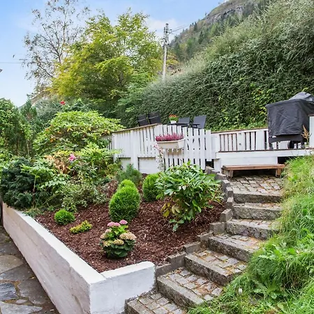 Close To Center - Modern Bed and Breakfast