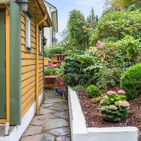 Close To Center - Modern Bed & Breakfast Bergen